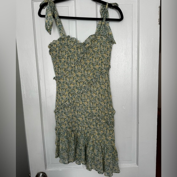 ASTR the Label dress - Picture 2 of 4